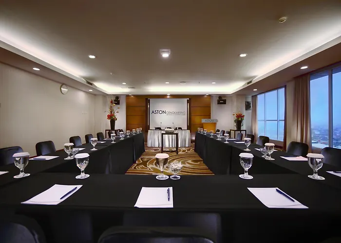 Royal Palm Hotel&Conference Center Cengkareng Jakarta